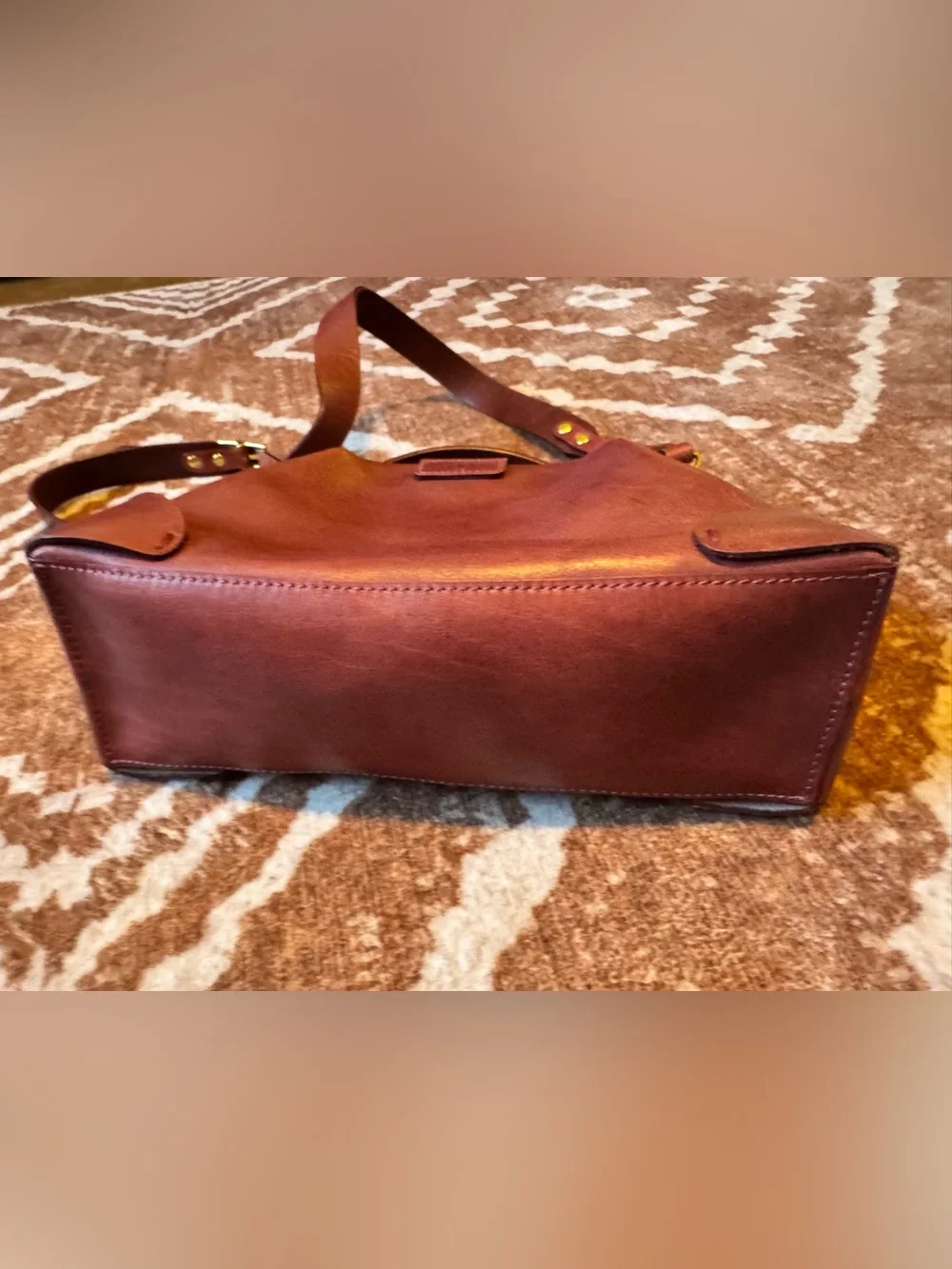 Old trend modern vintage burgundy leather dr bag brass crossbody embossed strap